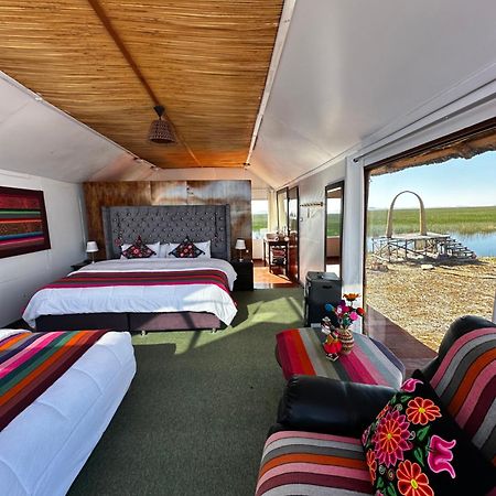 Uros Waliski Lodge Puno Bagian luar foto