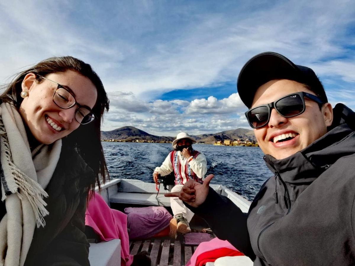 Uros Waliski Lodge Puno Bagian luar foto